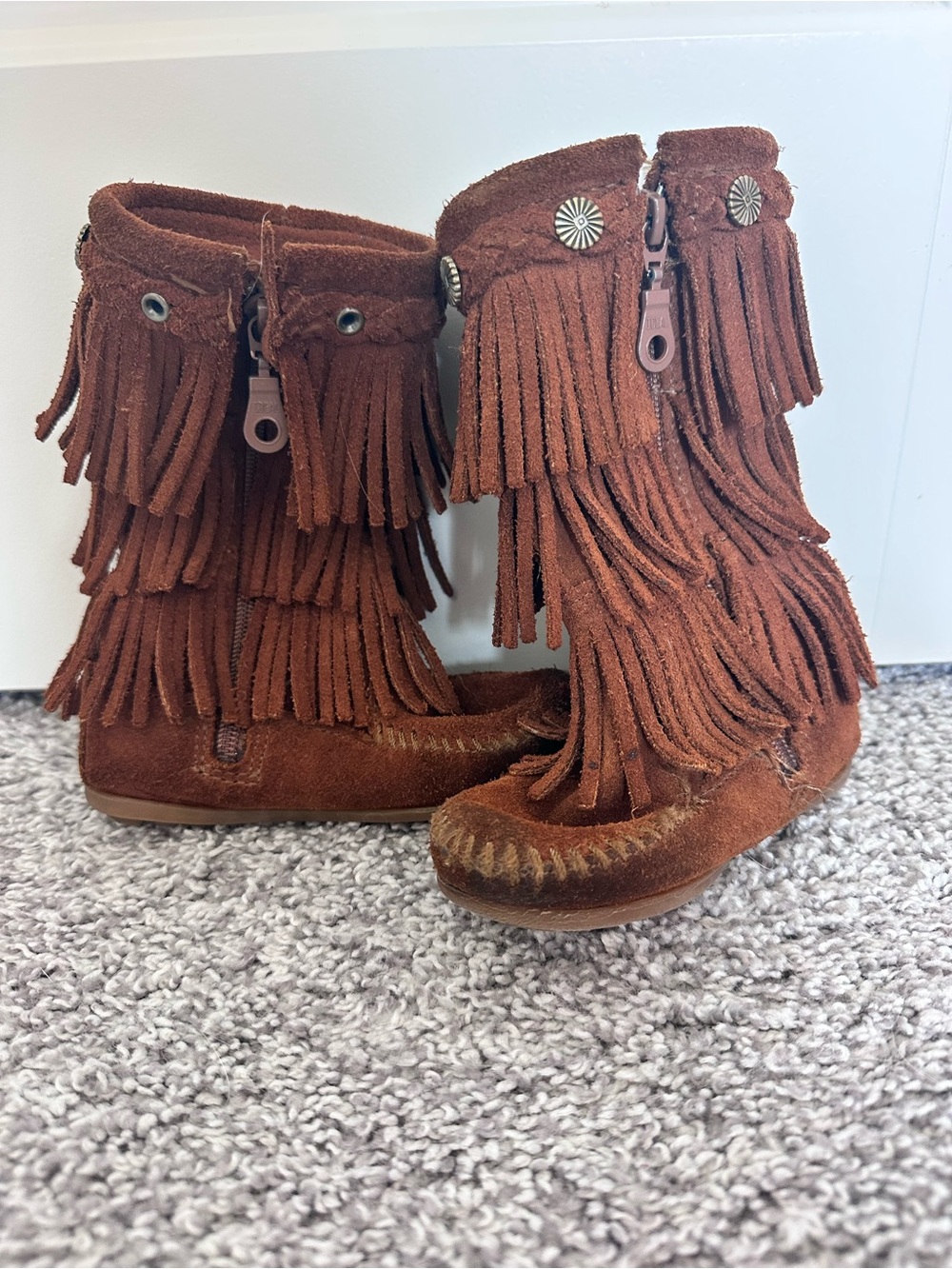 Minnetonka Toddler Girl Brown Suede 3-Tier Fringe Boots Size 7